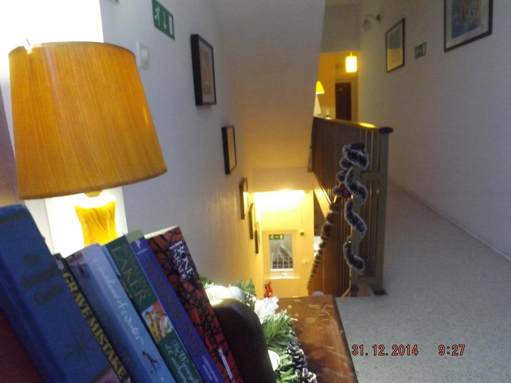 Sunstone Boutique Guest House Buġibba Екстериор снимка