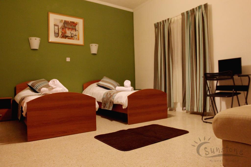 Sunstone Boutique Guest House Buġibba Стая снимка