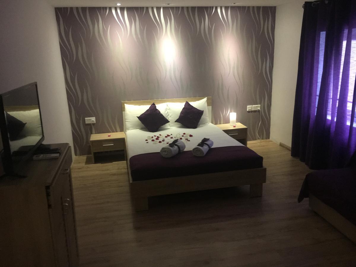Sunstone Boutique Guest House Buġibba Екстериор снимка