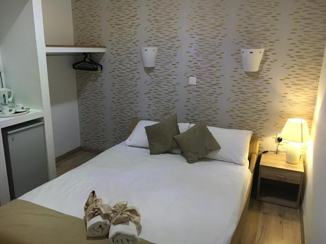 Sunstone Boutique Guest House Buġibba Екстериор снимка