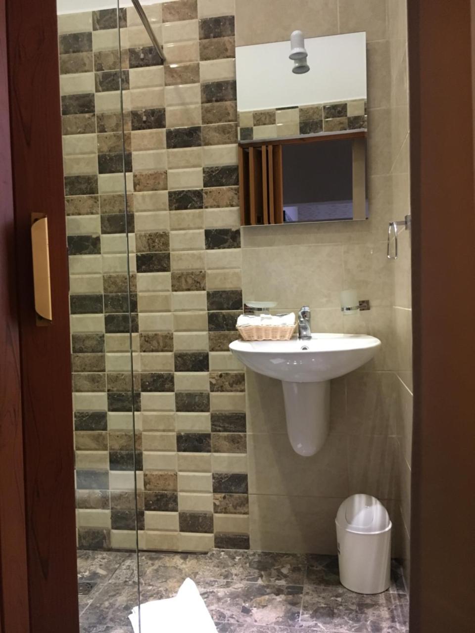 Sunstone Boutique Guest House Buġibba Екстериор снимка
