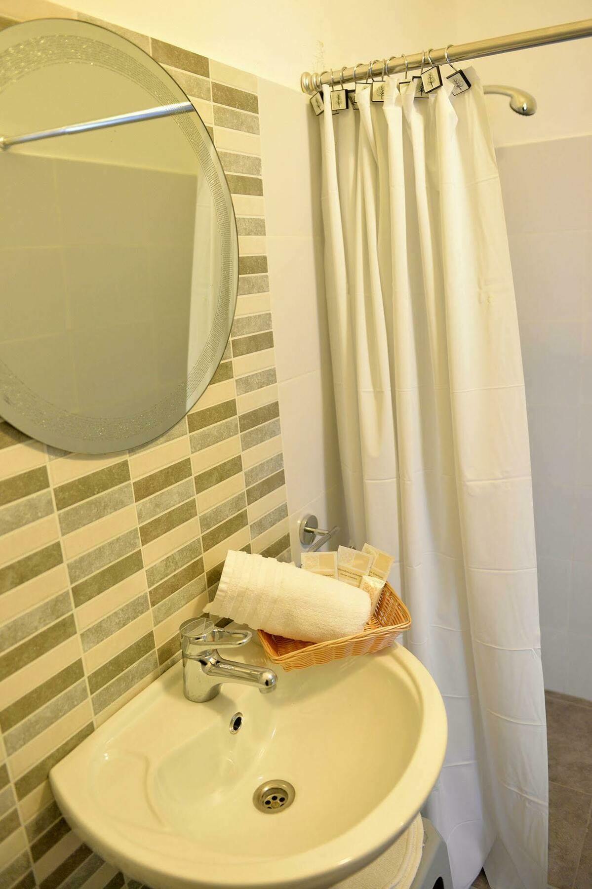 Sunstone Boutique Guest House Buġibba Екстериор снимка