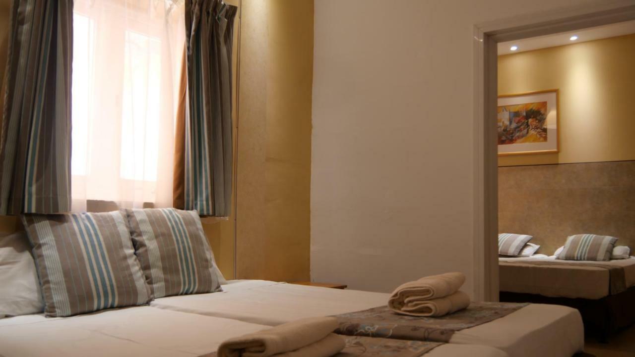 Sunstone Boutique Guest House Buġibba Екстериор снимка