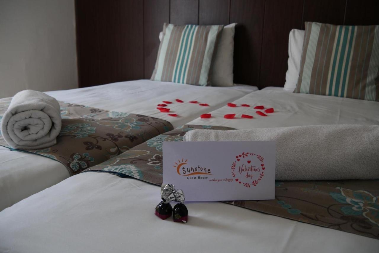 Sunstone Boutique Guest House Buġibba Екстериор снимка